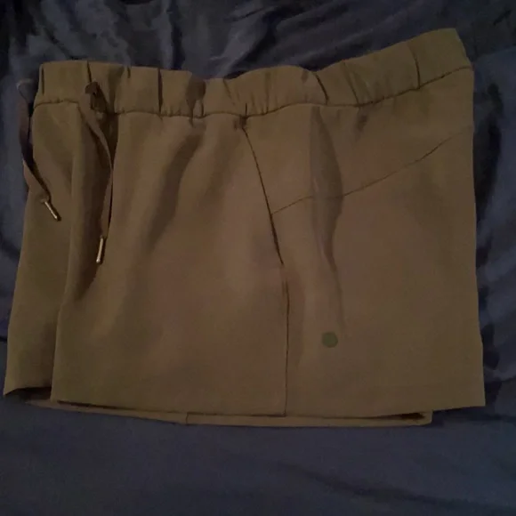 lululemon athletica Olive Green Athletic Shorts - Picture 5 of 7